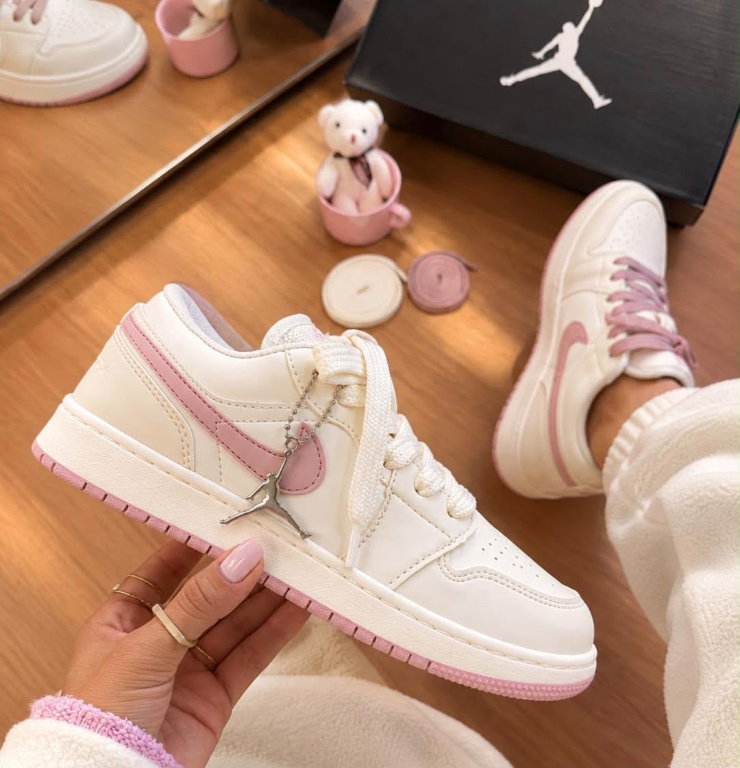 Air Jordan 1 Low